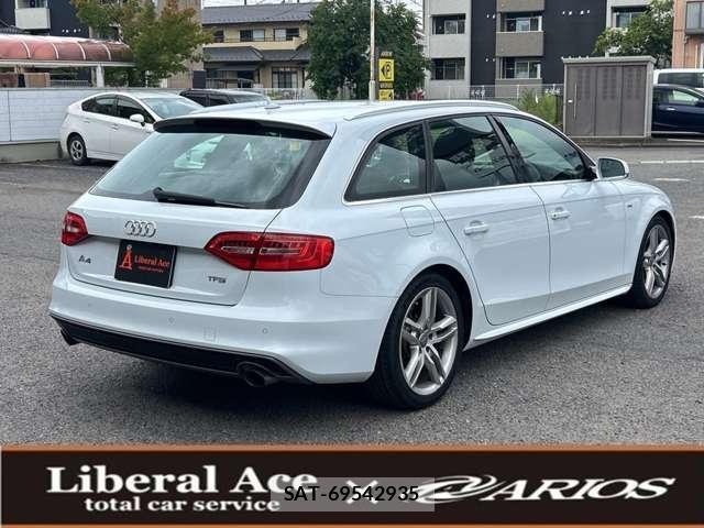 Audi A4 2015-05 8004095-10
