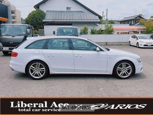 Audi A4 2015-05 8004095-3