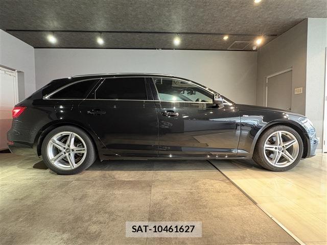 Audi A4 2017-11 8006444-1