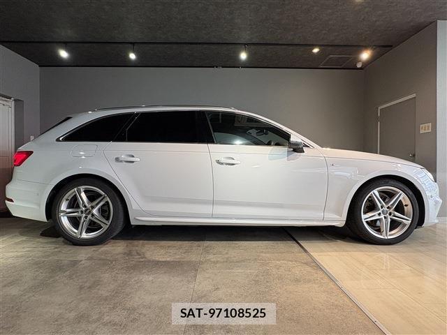 Audi A4 2016-05 8006447-1