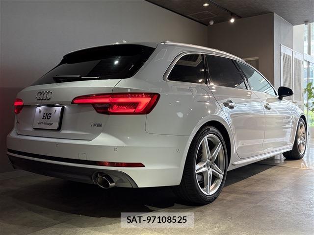 Audi A4 2016-05 8006447-2