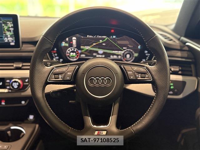 Audi A4 2016-05 8006447-9