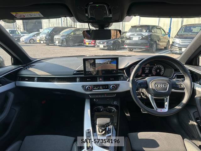 Audi A4 2023-08 8006858-1