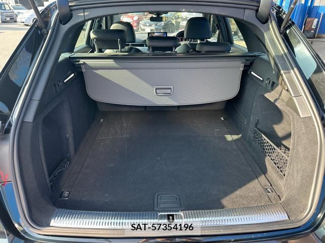 Audi A4 2023-08 8006858-19