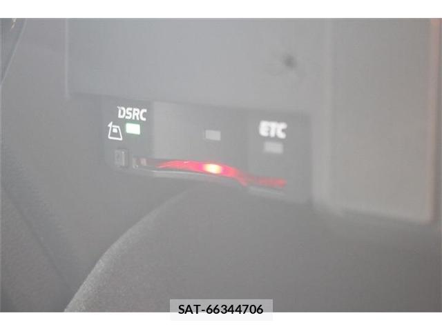 Audi A4 2017-12 8008631-5