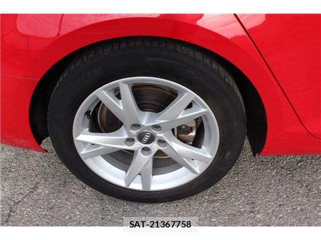 Audi A4 2017-08 8010692-18