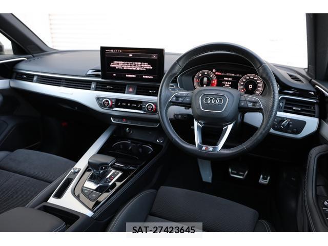 Audi A4 2021-04 8011430-4