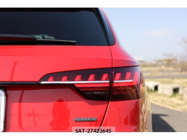 Audi A4 2021-04 8011430-9