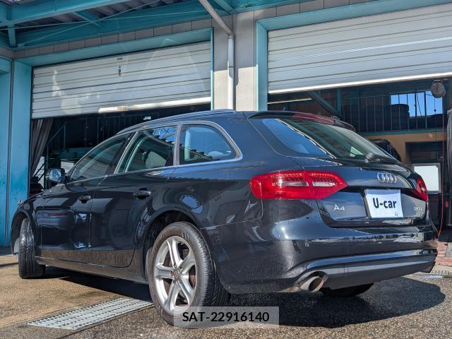 Audi A4 2013-04 8011520-11