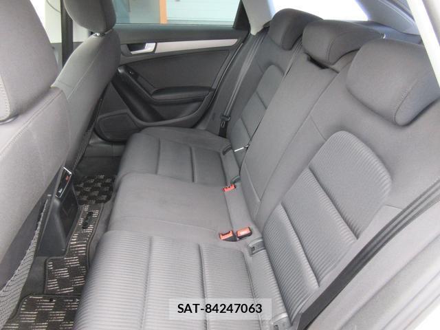 Audi A4 2014-03 8011649-17