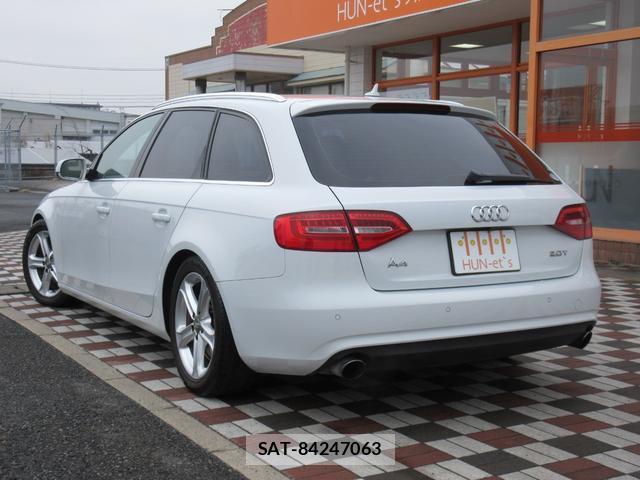 Audi A4 2014-03 8011649-3