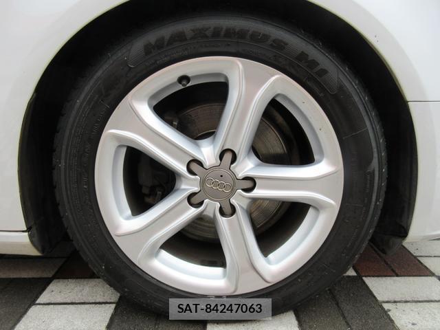 Audi A4 2014-03 8011649-8