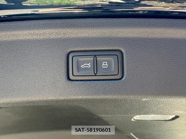Audi A5 2019-03 8006860-17