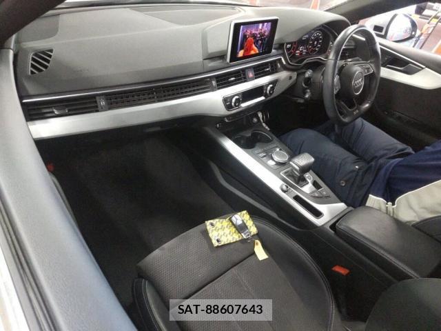 Audi A5 2019-07 8009105-2