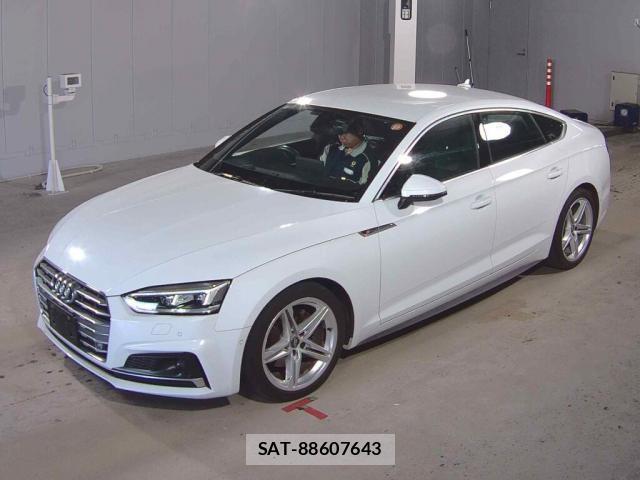 Audi A5 2019-07 8009105-3