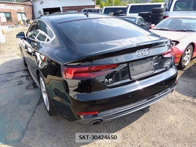 Audi A5 2018-09 8009994-1