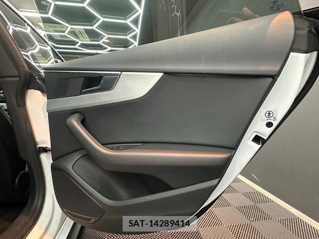 Audi A5 2017-06 8010645-13
