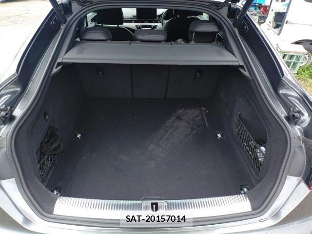 Audi A5 2021-06 8005655-5