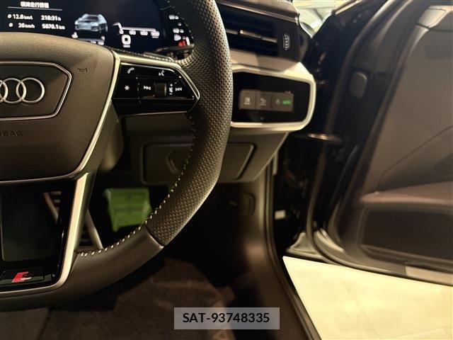 Audi A6 2020-04 8006452-14