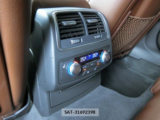 Audi A6 2017-09 8007129-16