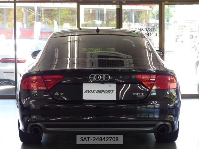 Audi A7 2013-04 8007384-3