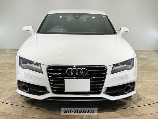 Audi A7 2013-01 8010948-1