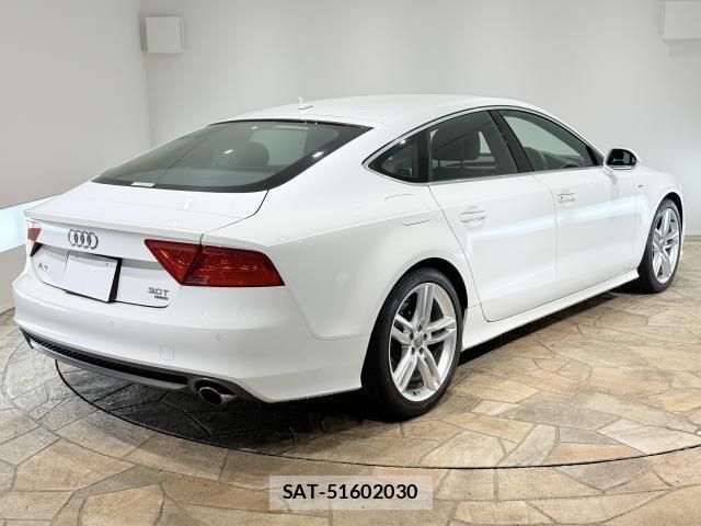 Audi A7 2013-01 8010948-2