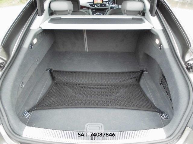 Audi A7 2011-06 8012599-17