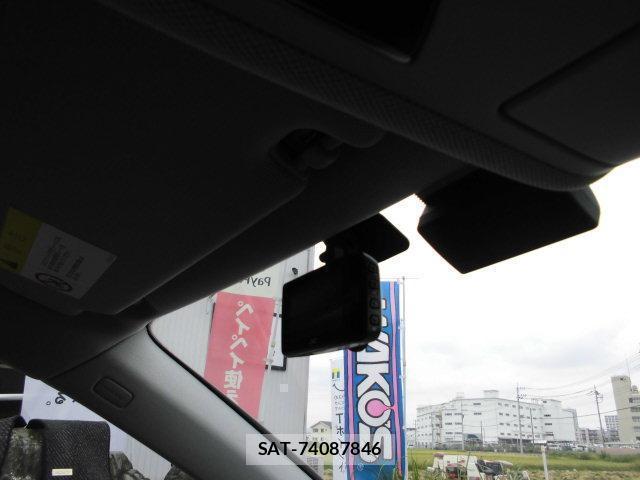 Audi A7 2011-06 8012599-19
