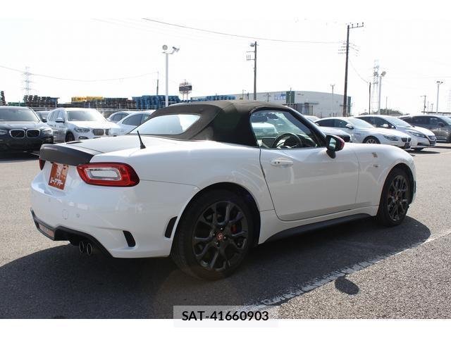 Abarth 124 Spider 2017-03 8008608-17