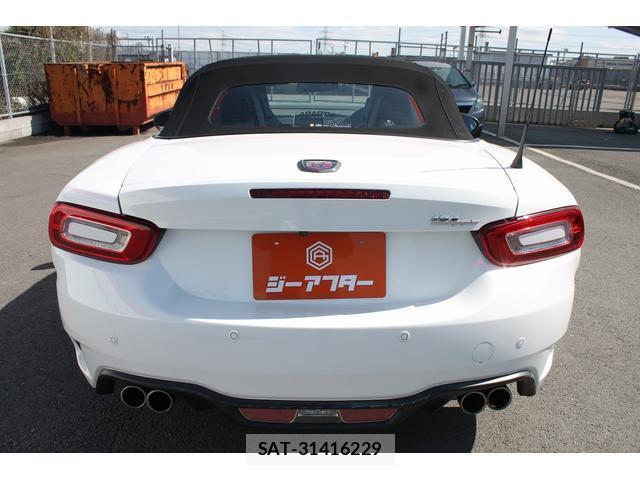 Abarth 124 Spider 2016-11 8008612-4