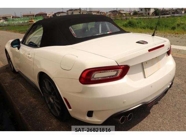 Abarth 124 Spider 2017-05 8010706-14