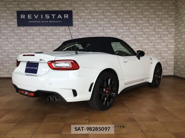 Abarth 124 Spider 2018-12 8011134-3