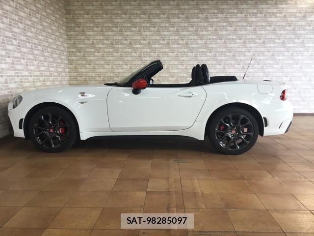 Abarth 124 Spider 2018-12 8011134-8
