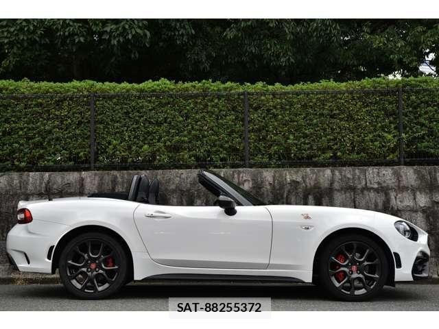 Abarth 124 Spider 2017-03 8011513-13
