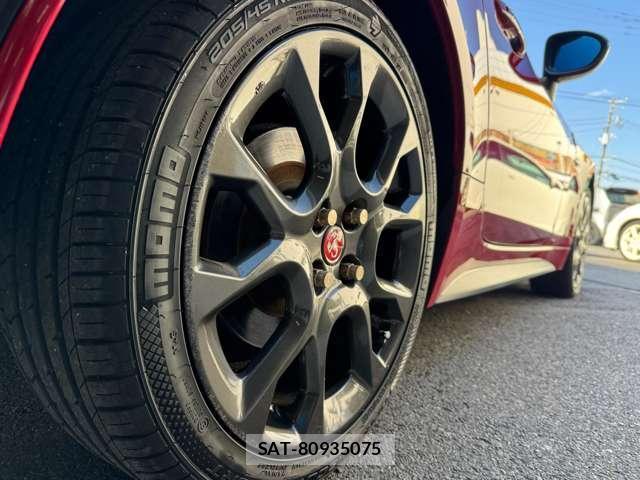 Abarth 124 Spider 2016-12 8012563-12