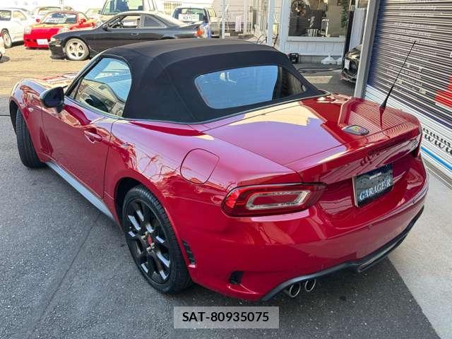 Abarth 124 Spider 2016-12 8012563-9