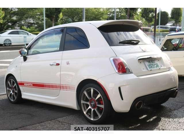 Abarth 500 2012-03 8011733-1