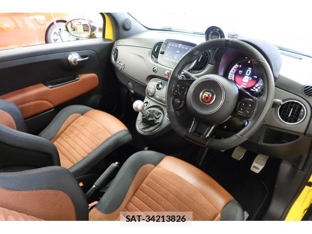 Abarth 595 2022-10 8004047-12