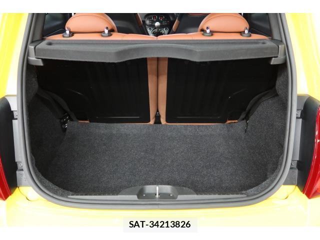 Abarth 595 2022-10 8004047-18