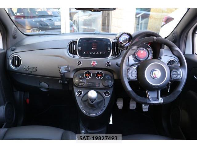 Abarth 595 2022-07 8004461-3