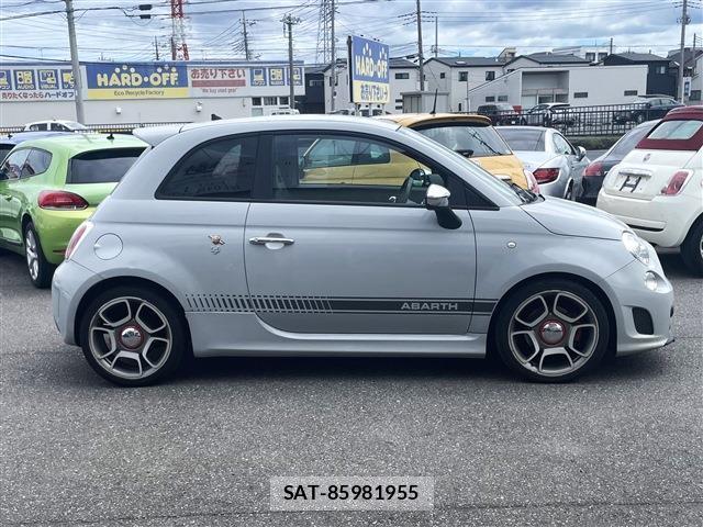 Abarth 595 2013-12 8004695-3