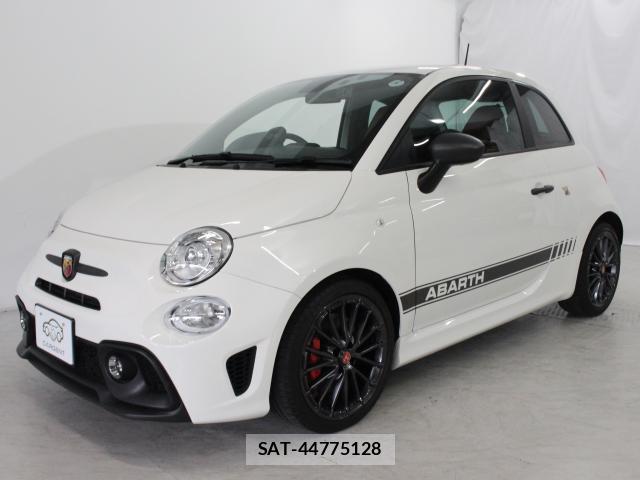 Abarth 595 2022-08 8006525-2