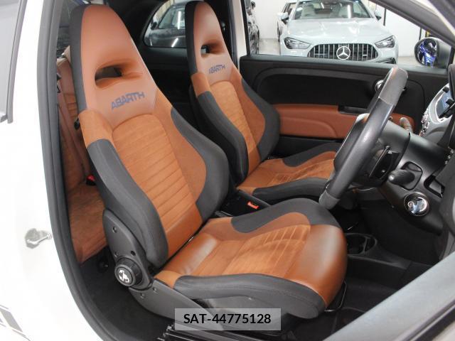 Abarth 595 2022-08 8006525-3