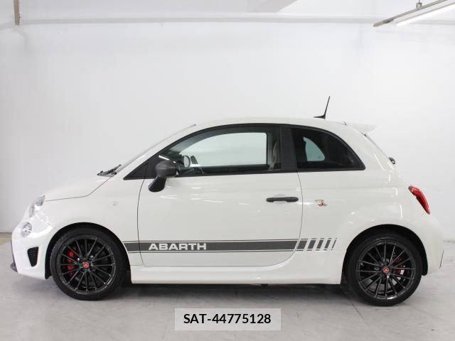 Abarth 595 2022-08 8006525-4