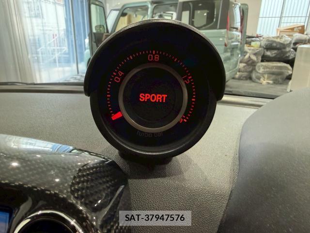 Abarth 595 2014-03 8007134-11
