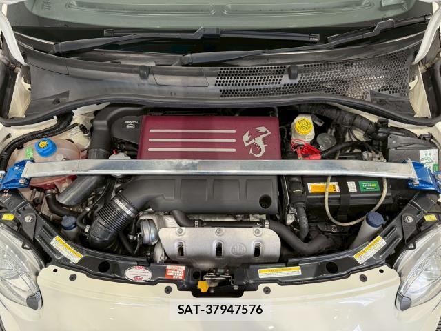 Abarth 595 2014-03 8007134-18