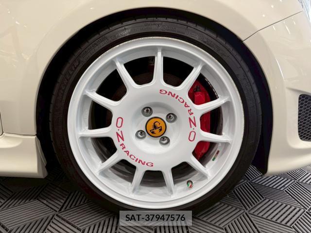 Abarth 595 2014-03 8007134-19