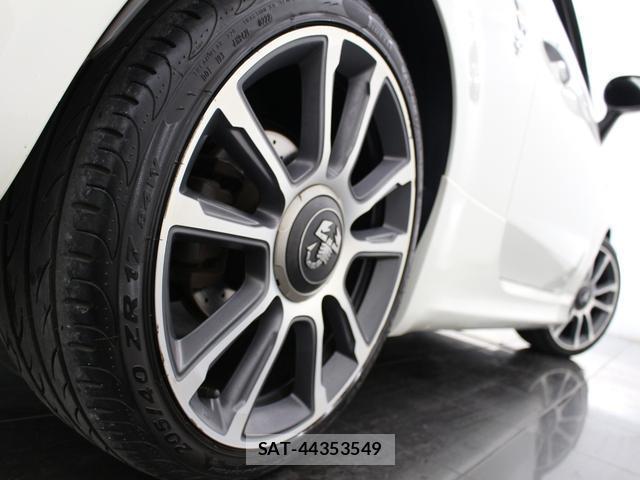 Abarth 595 2017-06 8007838-19