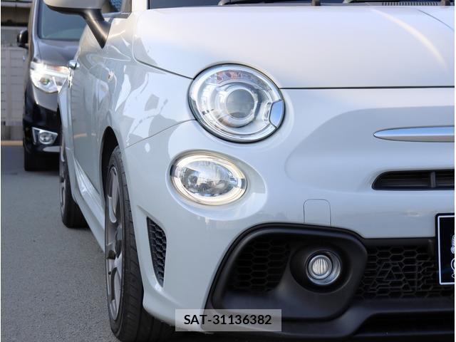 Abarth 595 2018-01 8008416-11
